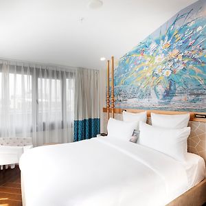 Deluxe Zimmer mit Kingsize-Bett